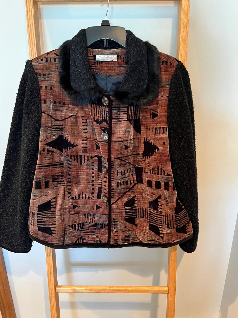 Nino Wong Women's Black & Brown Patterned Faux-Fur Collar Jacket with pockets